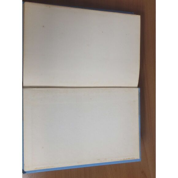 1961 Alfred Hitchcock Stories For Late At Night - Picture 6 of 11